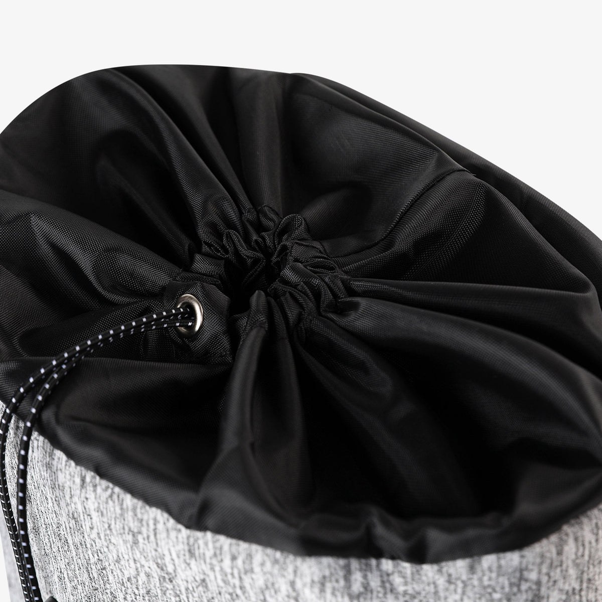 moxie-cinch-18-can-backpack-u6 00062117-C8.jpg