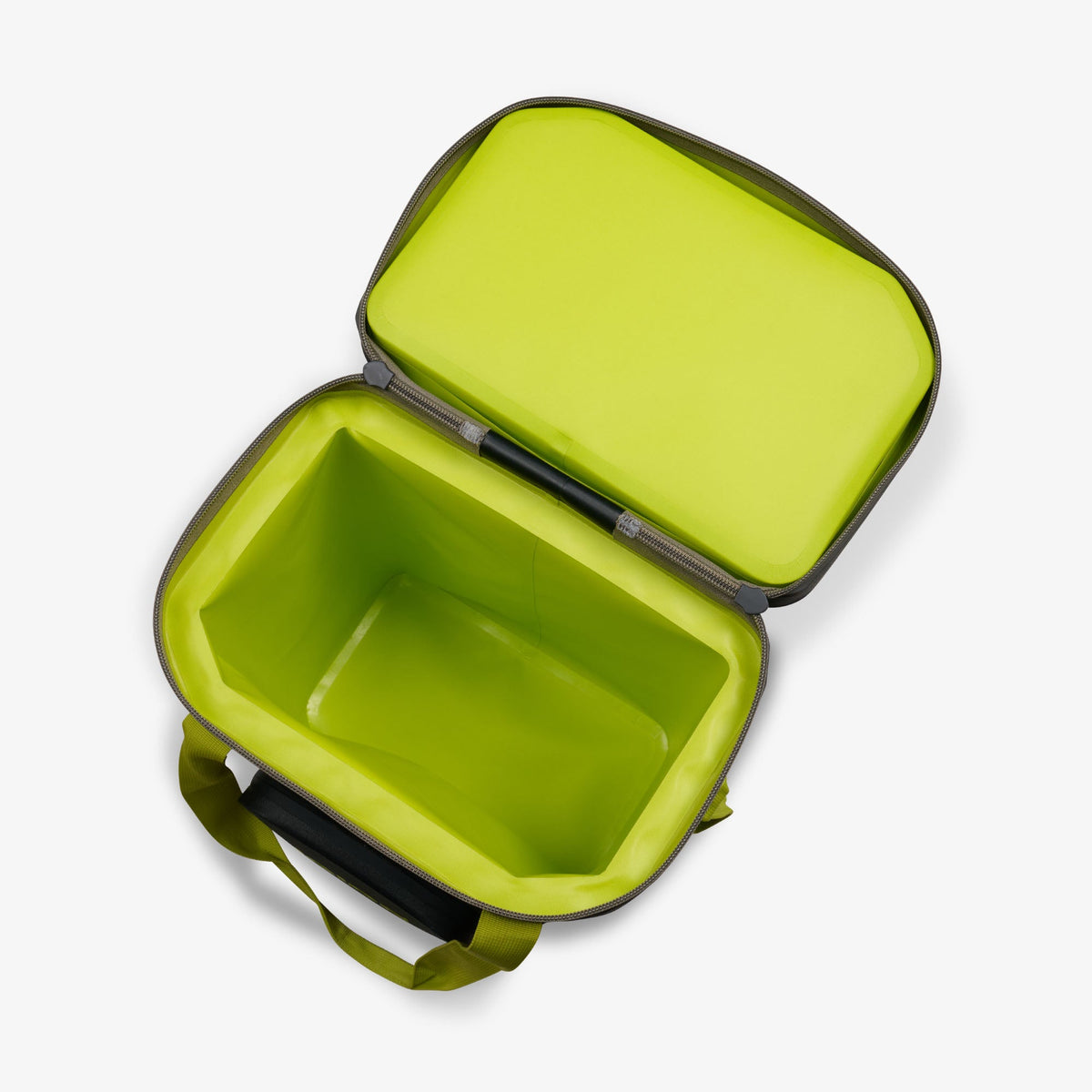 trailmate-32-can-backpack-s5 00066774-O2.jpg